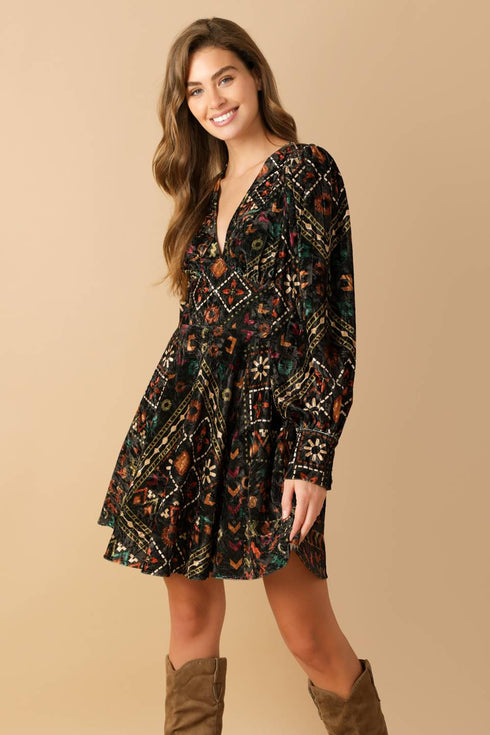 finding-myself-velvet-woven-mini-dress Flying Tomato-Sophia's Style-5